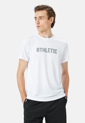 - T-shirt z nadrukiem