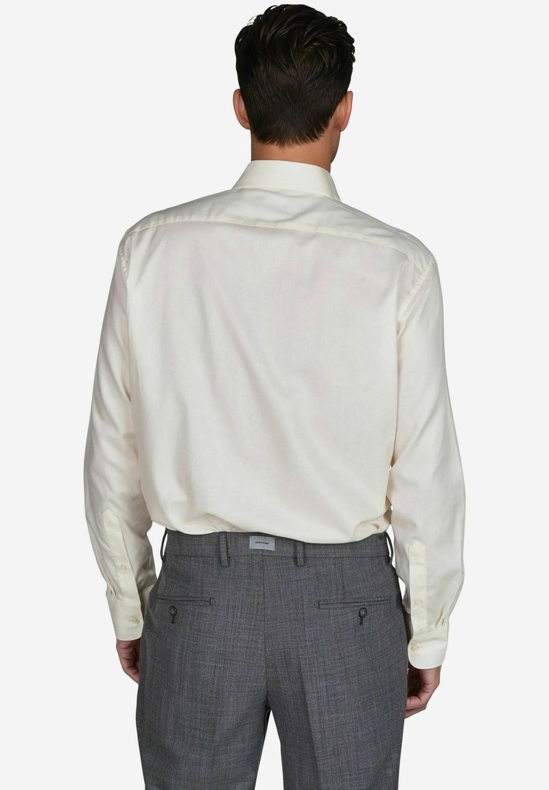 Chemise Homme Pierre Cardin Classique – Coton Mixte, Col Classique, Taille XL 43 – Occasion Très Bon état