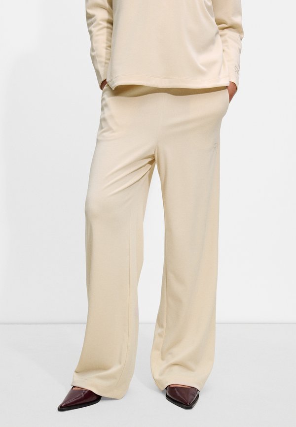 WITH ELASTIC WAISTBAND - Stoffhose