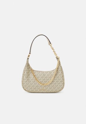 Sac bandoulière beige Michael Kors avec motif logo MK, détail en chaîne dorée et sangle en cuir sur fond clair.