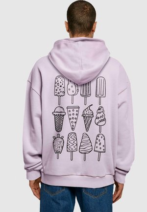 Hellblau Hoodie mit lockerer Passform und einem großen, in Schwarz auf der Rückseite gedruckten Grafikmotiv verschiedener Eissorten.