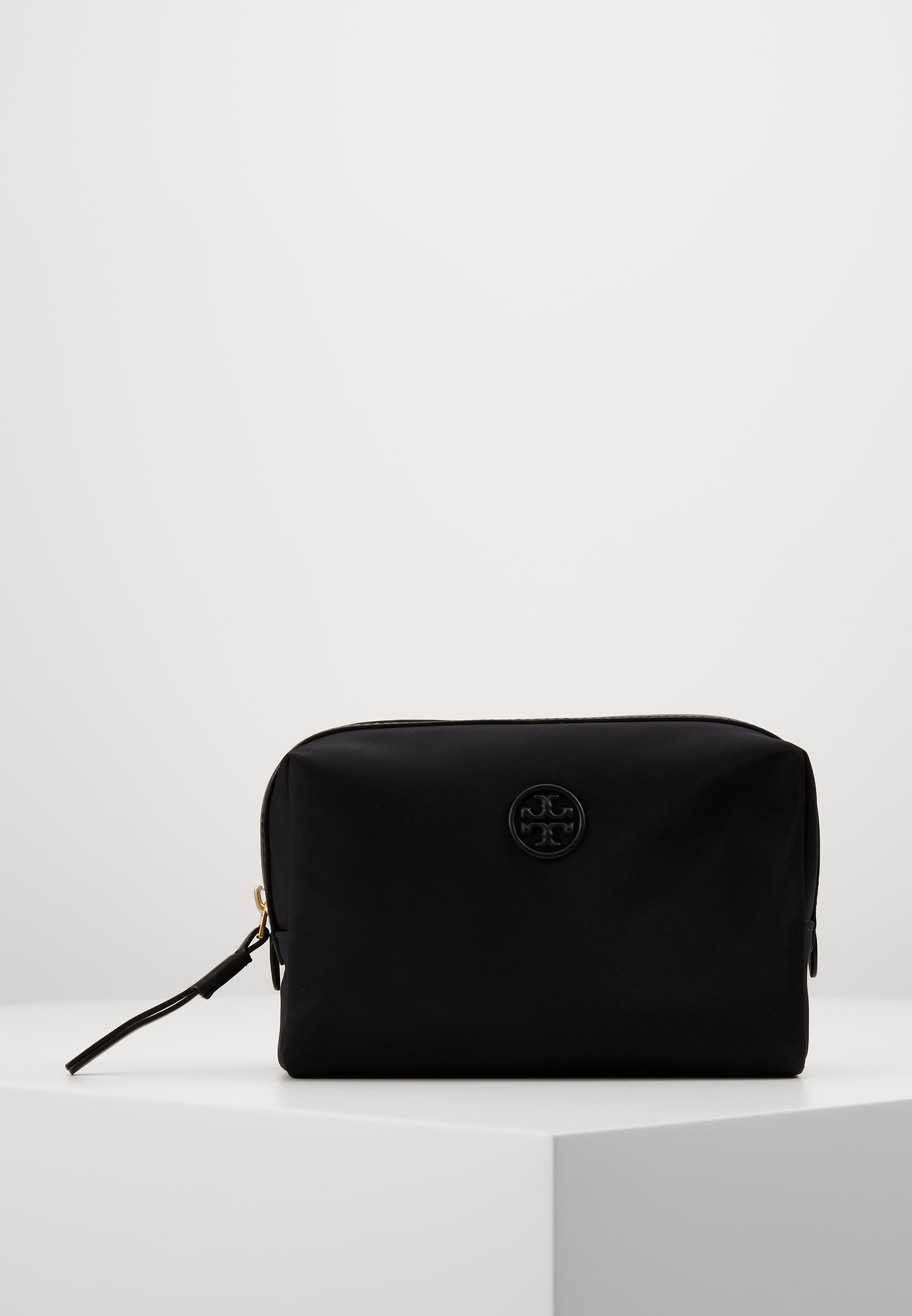 tory burch cosmetic case