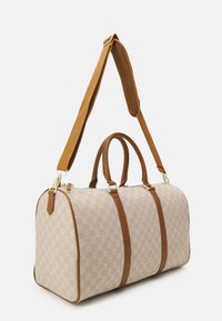 Jordan JAM MONOGRAM DUFFLE BAG UNISEX - Športna torba - coconut milk