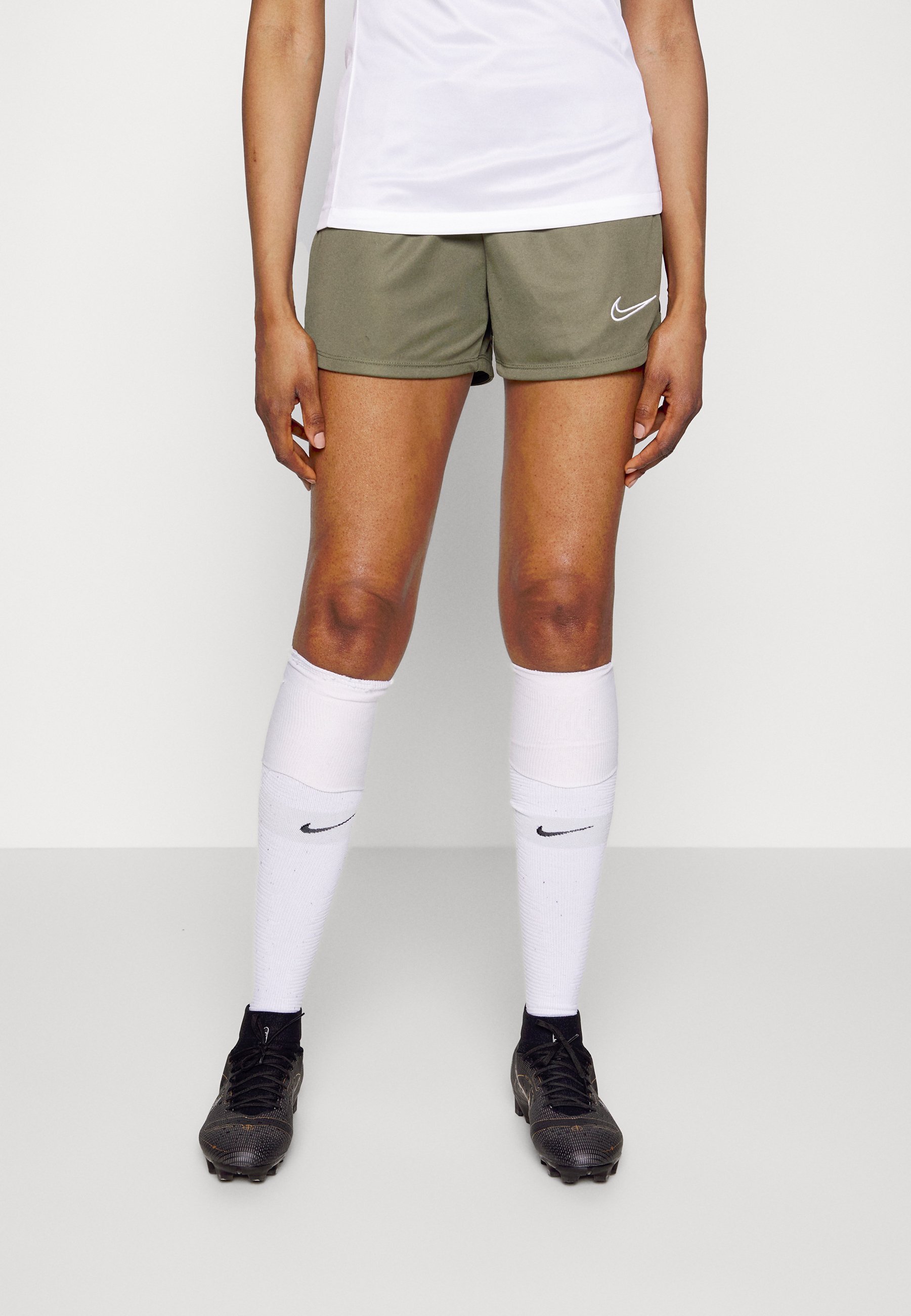 Pantalones cortos Nike para mujer en rebajas | FASHIOLA.es