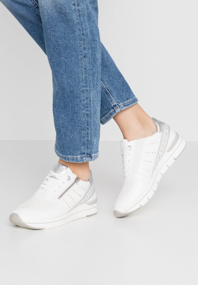 LOVE OUR PLANET by MARCO TOZZI Sneaker low - white