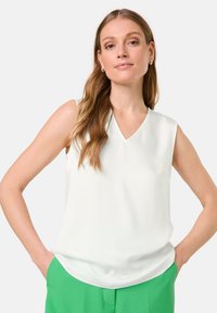 Taifun MIT V-AUSSCHNITT - Bluse - offwhite