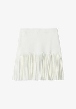 Gonna bianca con sezione superiore liscia e sezione inferiore a pieghe strette su uno sfondo bianco uniforme.