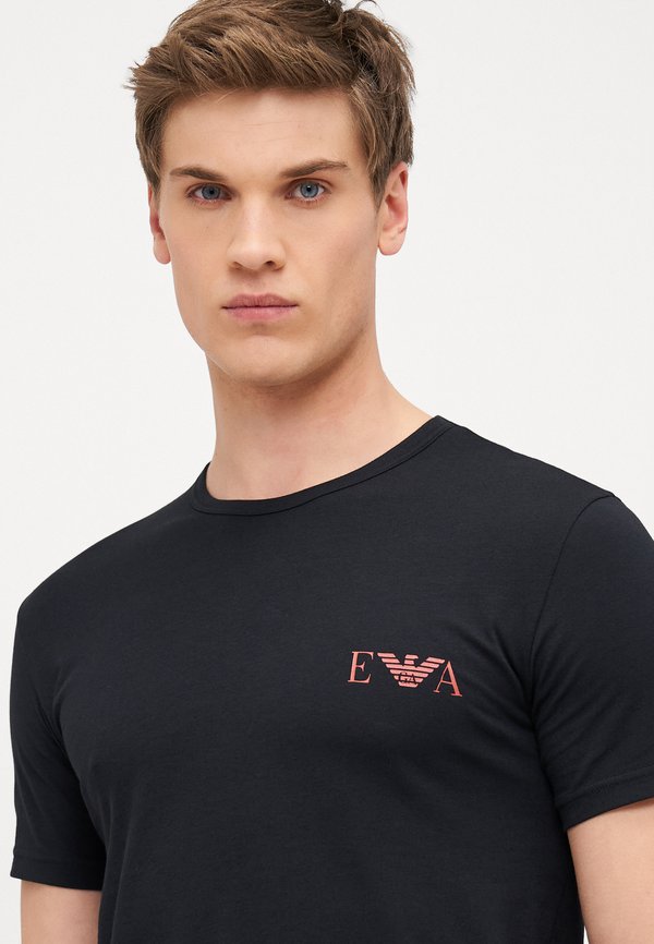 4 PACK - Undershirt2