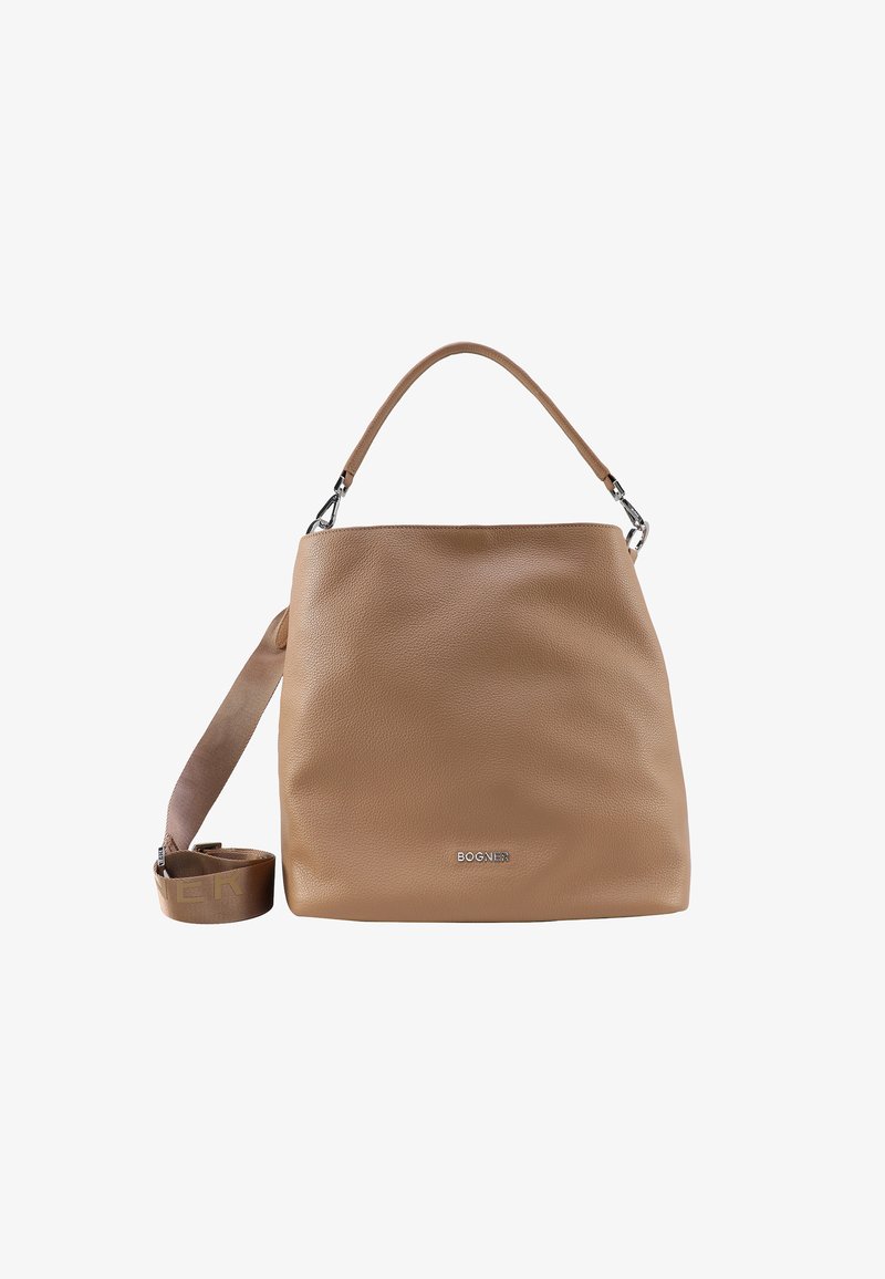 Borsa a mano in pelle marrone con superficie texture, dotata di ampia apertura, manico corto e tracolla lunga regolabile. Finiture in metallo argentato.