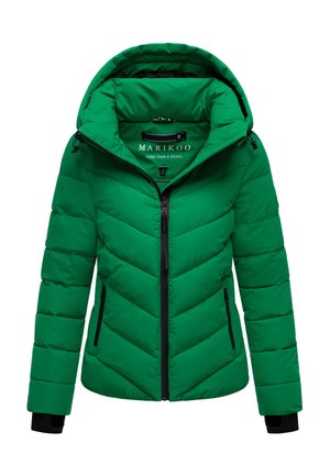 Grüne gesteppte Winterjacke mit Kapuze, Frontreißverschluss, seitlichen Reißverschlusstaschen und schwarzen Innenbündchen an den Ärmeln.