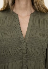 Odd Molly GARDEN - Freizeitkleid - smoggy green