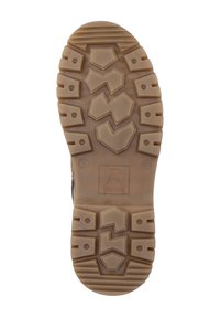 Gummiaußensohle mit tiefen Profilmustern; verfügt über hexagonale und zickzackförmige Formen für verbesserten Grip; beinhaltet das Markenlogo in der Mitte.