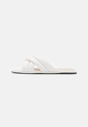 Buffalo ROELLE - Slip-on sandaler - white