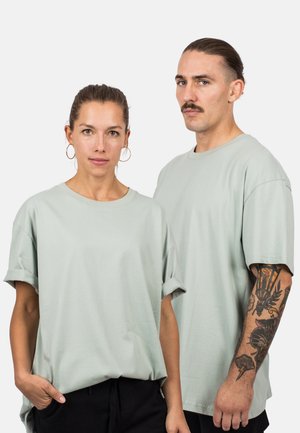 Basic T-shirt - sage green