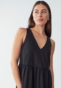 ST MRLO SHEVA MAXI  - Maksimekko - black