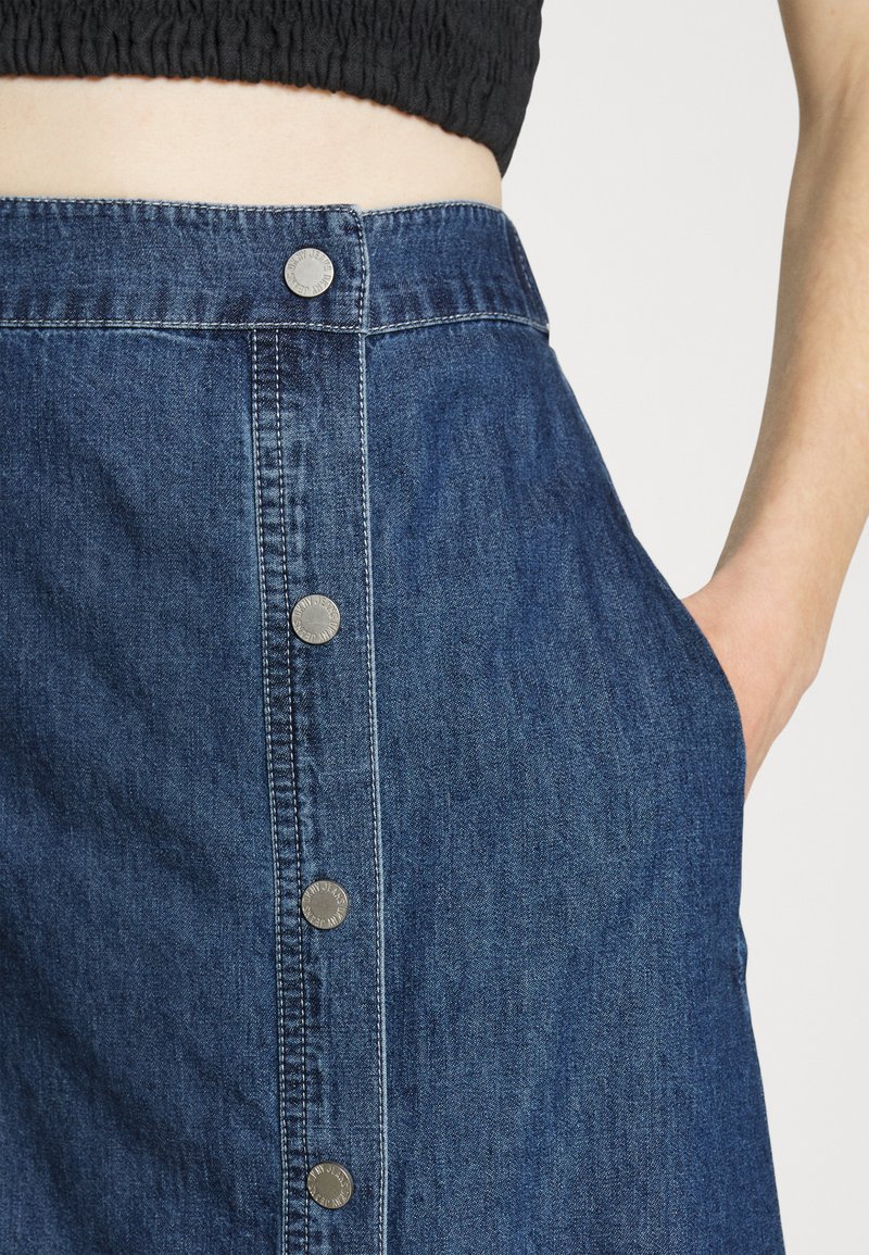 dkny denim skirt