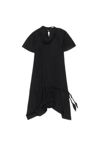Mustat lyhythihaiset mekko pyöreällä kaula-aukolla, jossa on solmittava takaosa ja lasketeltava alaosa, jossa on ryhdikkäitä osioita ja sivukoristeita.
