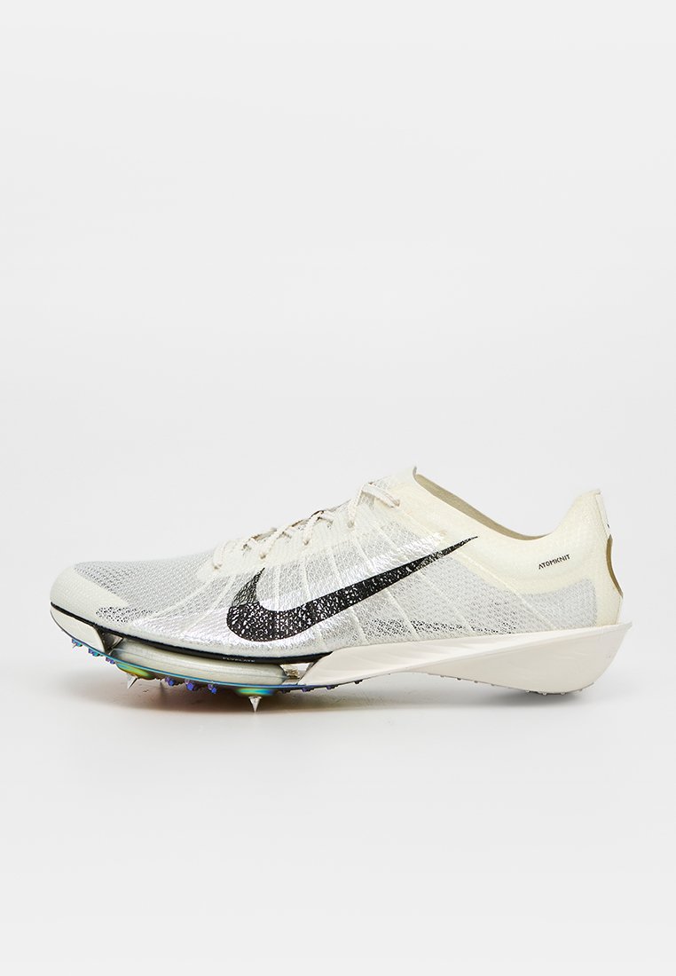 Zapatillas con clavos