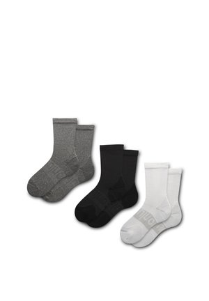 Trei perechi de șosete: două gri, două negre și două albe. Fiecare pereche are mansete cu nervuri și o finisare texturată, moale.