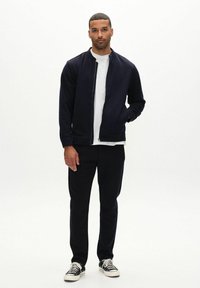 Thumbnail Image 2