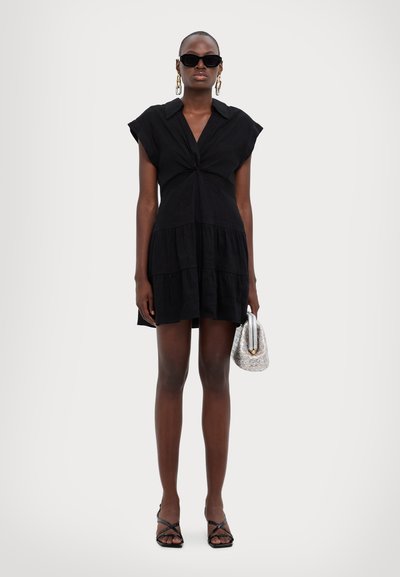 Alice + Olivia MILA DEEP TWIST MINI DRESS - Kreklkleita - black