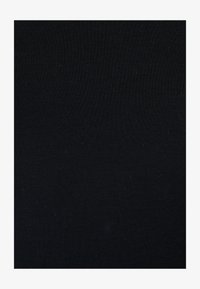 Sélectionné, Black