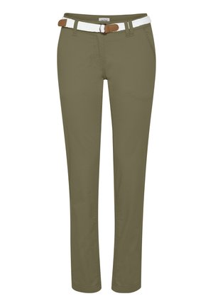 Olivově zelené chinos kalhoty slim fit, s bílým pleteným opaskem a hnědými koženými prvky na poutkách a přezce. Kalhoty mají kapsy.