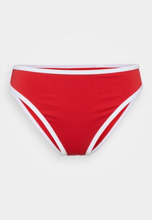 Sarkans bikini apakšda ar ribota tekstūru, baltu apmalīti un augstiem sānu griezumiem. Piedāvā klasisku peldkostīmu dizainu, kas ir piemērots pludmales apģērbam.