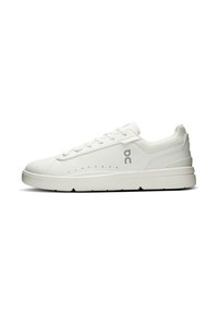 On THE ROGER ADVANTAGE - Trainers - white   white