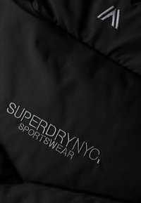 Superdry & Co CITY CHEVRON PADDED - Vinterfrakke - black