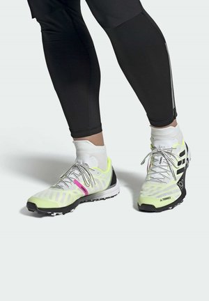 TERREX SPEED PRO - Scarpe da trail running - white