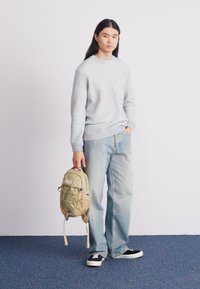 The North Face BOREALIS MINI BACKPACK UNISEX - Ruksak - khaki stone