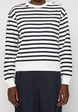 Collegepaita - white