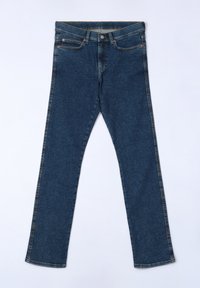 Jeans in denim blu scuro con un design a gamba dritta, caratterizzati da cuciture arancioni, chiusura con bottone e stile a cinque tasche.