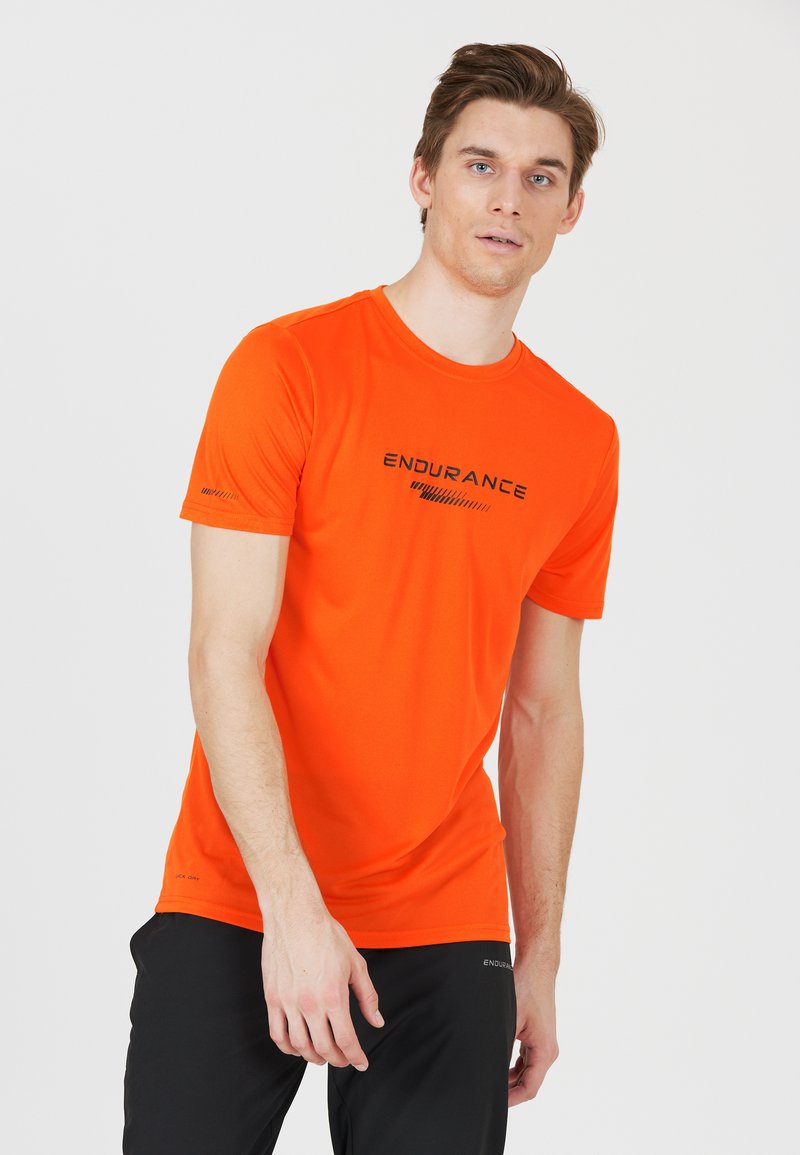 Endurance S/S PERFORMANCE - Sport T-shirt - scarlet ibis
