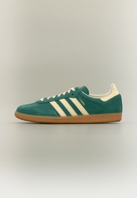Non sélectionné, collegiate green/warm vanilla