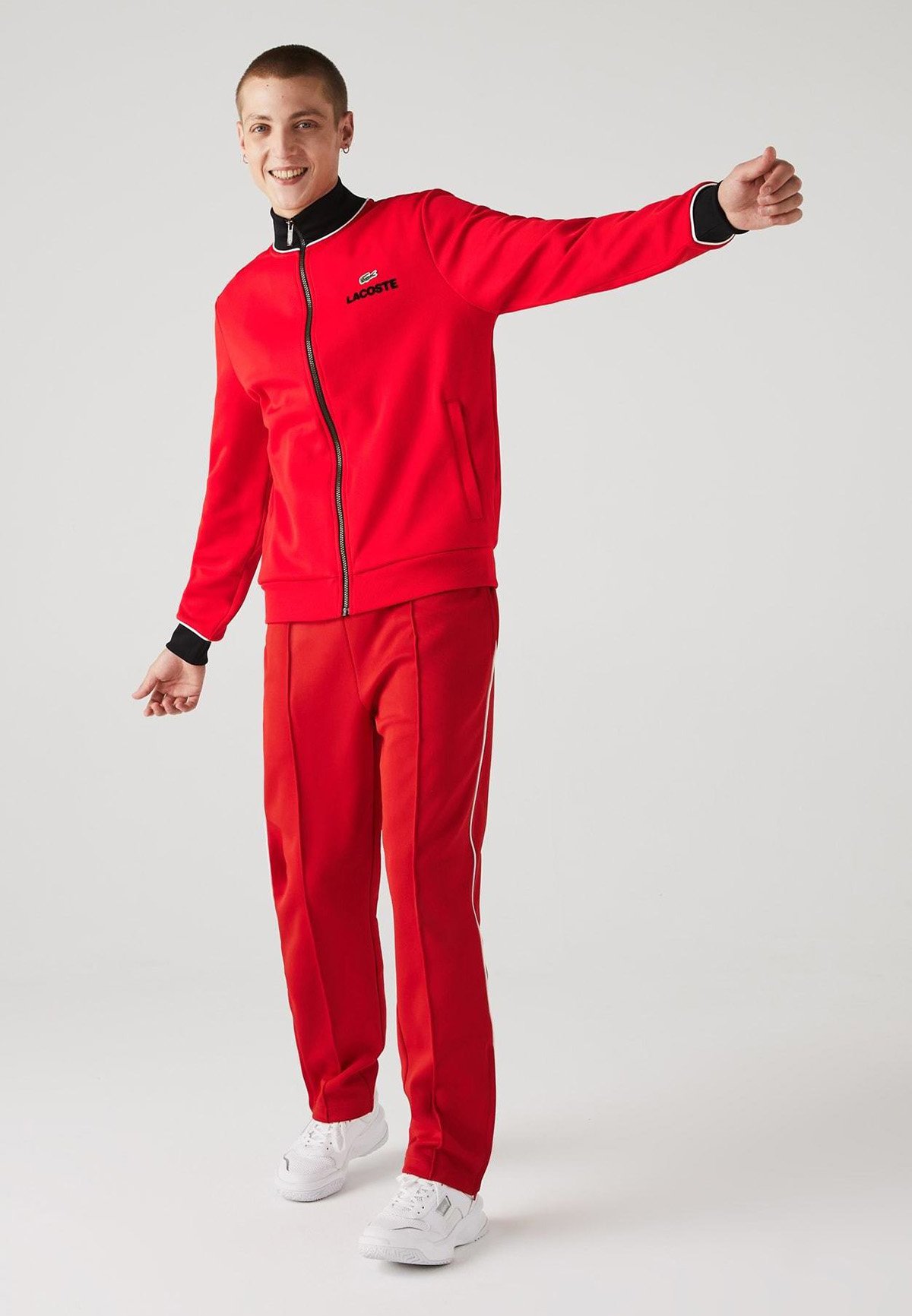 survetement lacoste rouge