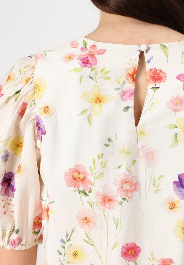 VIALINIA O NECK - Blouse3