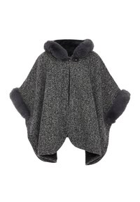 Grijze geweven poncho met een nep bontkraag en mouwen. Beschikt over een sluiting met een clasp aan de voorkant en een gedrapeerd, vloeiend ontwerp.