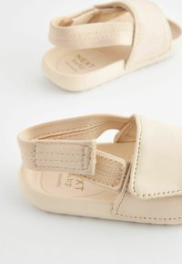 Next PRAM - REGULAR FIT - Lära-gå-skor - neutral beige