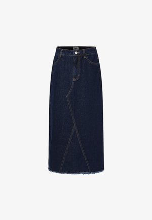 Spijkerrok met een donkere blauwe tint, voorzien van een hoge taille, een sluiting met knopen aan de voorkant en een unieke schuin lopende naadontwerp, met een rafelige zoom.