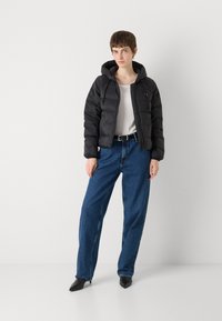 Calvin Klein Jeans LIGHTWEIGHT LOGO PUFFER - Vinterjakke - black