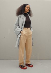 Alberta Ferretti Παντελόνι - beige