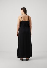 Vero Moda Curve VMCEASY SLIT VNECK DRESS - Robe longue - black