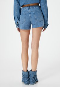 Koton STONE DETAIL  - Jeansshorts - blue denim