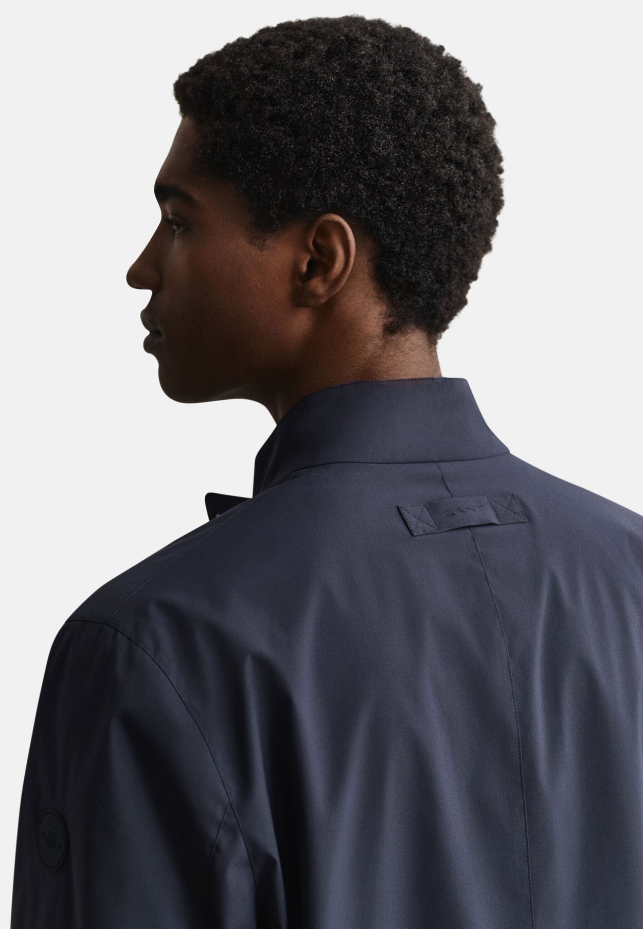 LIGHTWEIGHT COMMUTER COAT
