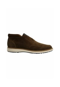 Bottines en suede marron avec un accent de talon texturé, un panneau latéral élastique et une semelle de couleur crème avec un motif de drainage.
