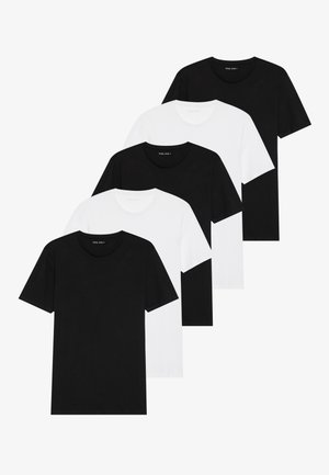 Vijf T-shirts met korte mouwen in zwart en wit, gemaakt van katoen, met een klassieke crew neck en een eenvoudig, uniform ontwerp.
