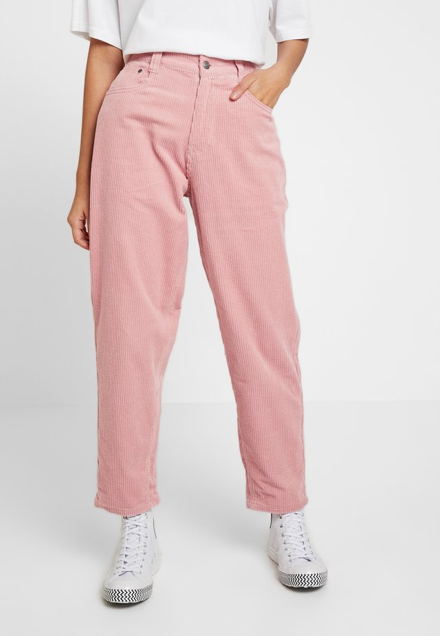 BAGGY - Kangashousut - rose