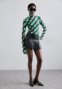 MAX&Co. RICHARD QUINN MADGA SET - Top s dlouhým rukávem - green